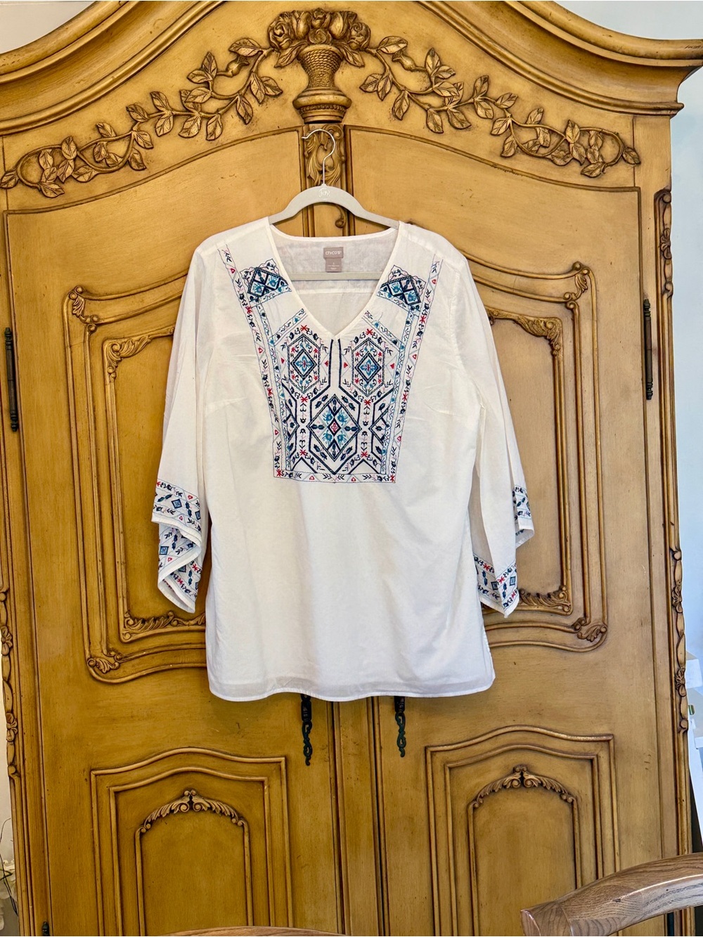 Chico's White Tunic with Blue & Pink Embroidered Panel - Picture 9 of 9